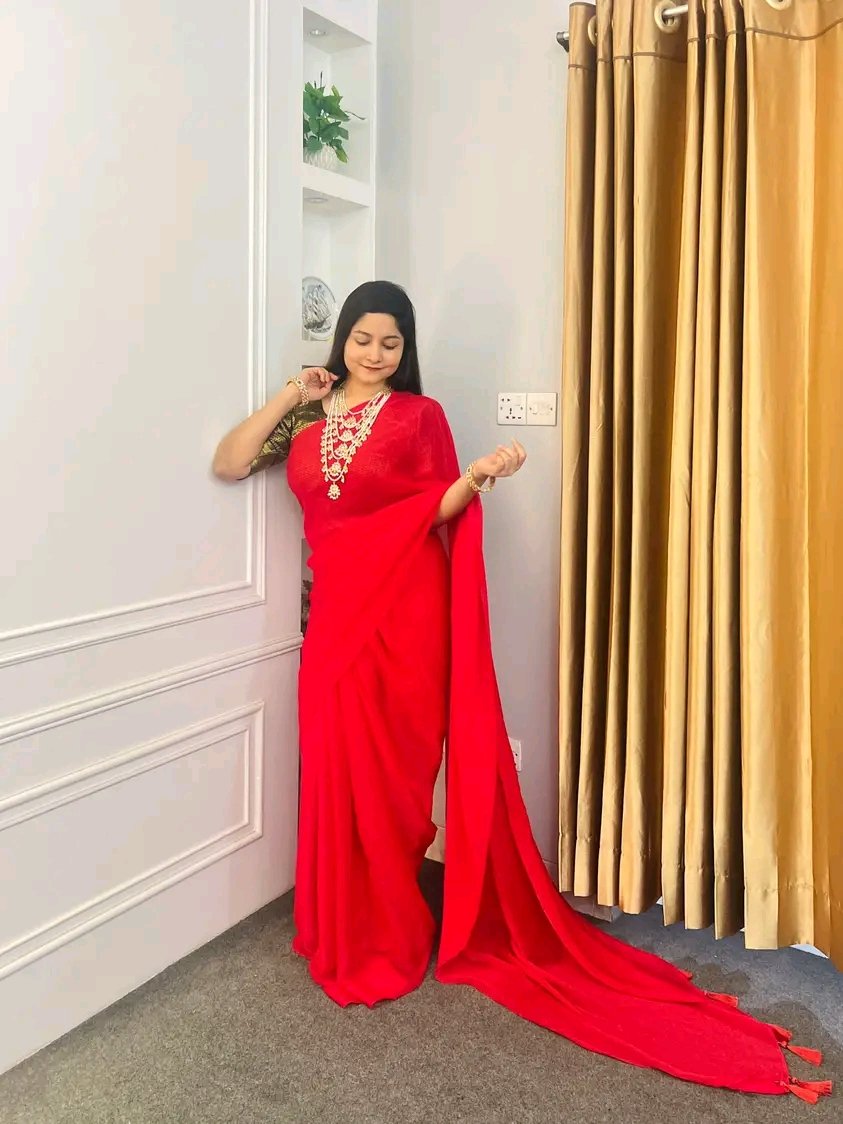 রেড ফেন্ডি সিল্ক শাড়ি ৩